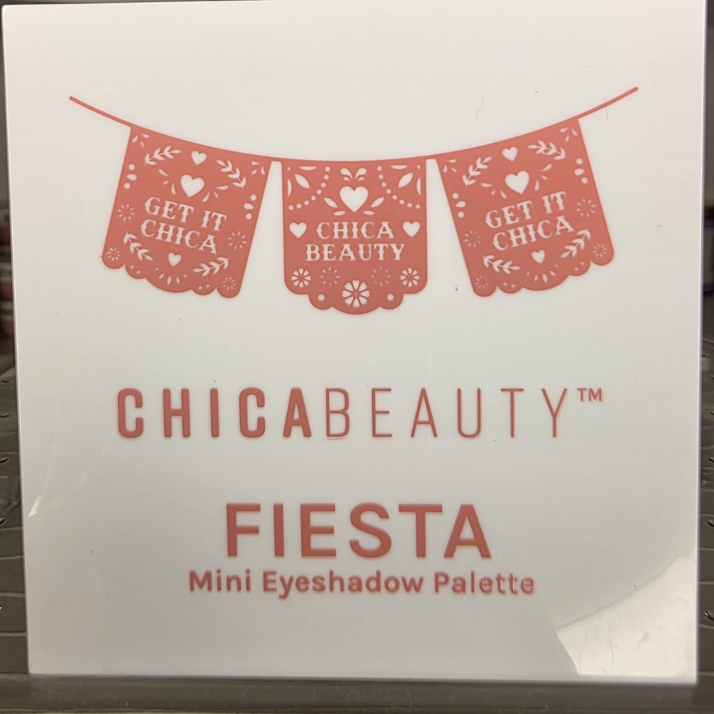 Chica Beauty Fiesta Mini Eyeshadow Palette